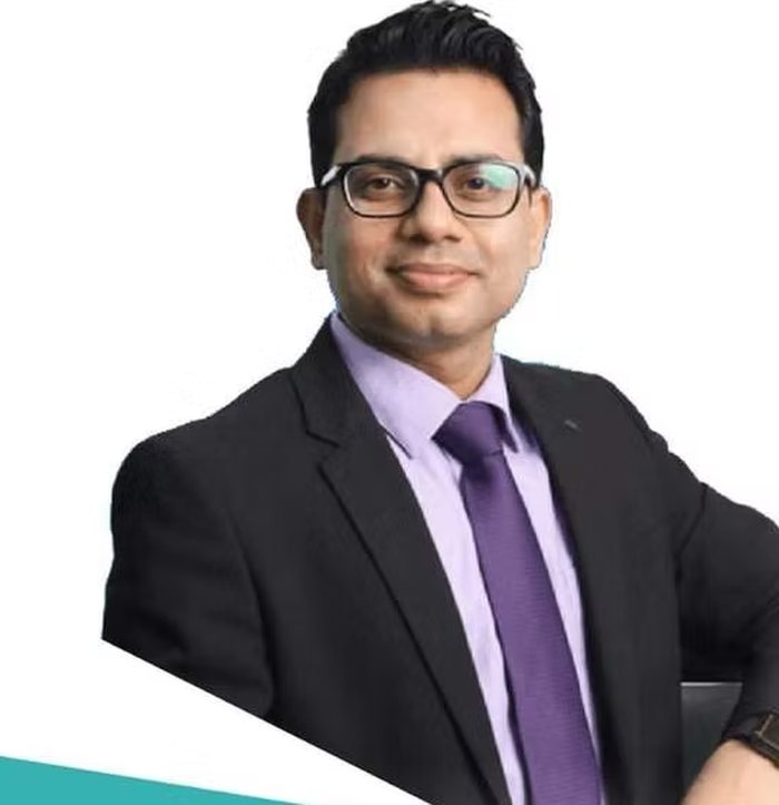 Dr. Jangid, MD, hair transplant surgeon in Delhi
